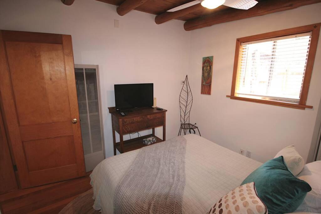 Galisteo Getaway - Courtyard - Near Railyard Villa Santa Fe Exterior photo